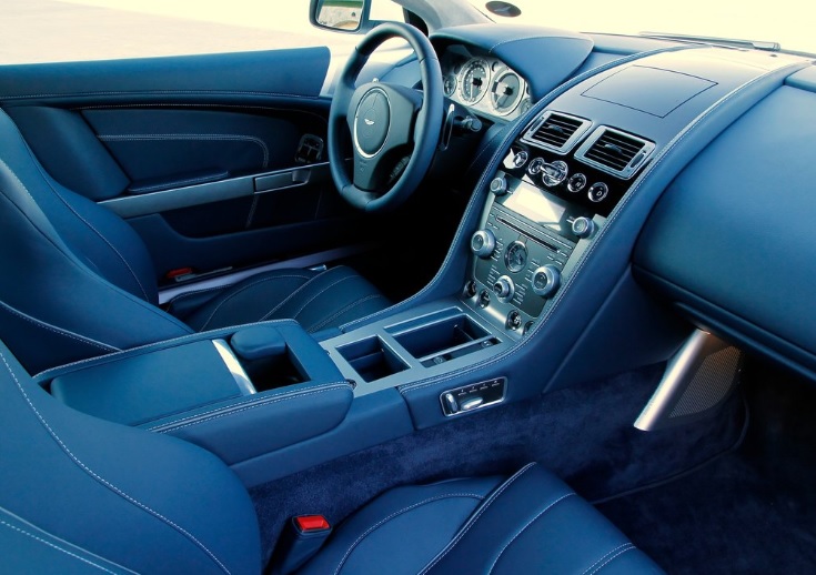 2013 Aston Martin Virage Cabrio 6.0 (490 HP) Volante Touchtronic Özellikleri - arabavs.com