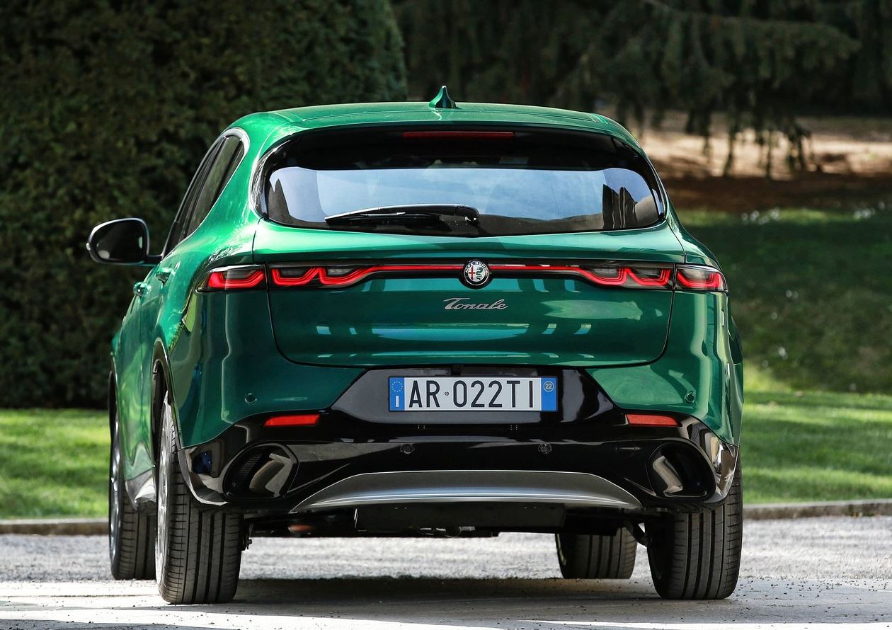 2024 Alfa Romeo Tonale SUV 1.5 Hybrid (160 HP) Veloce TCT Özellikleri - arabavs.com