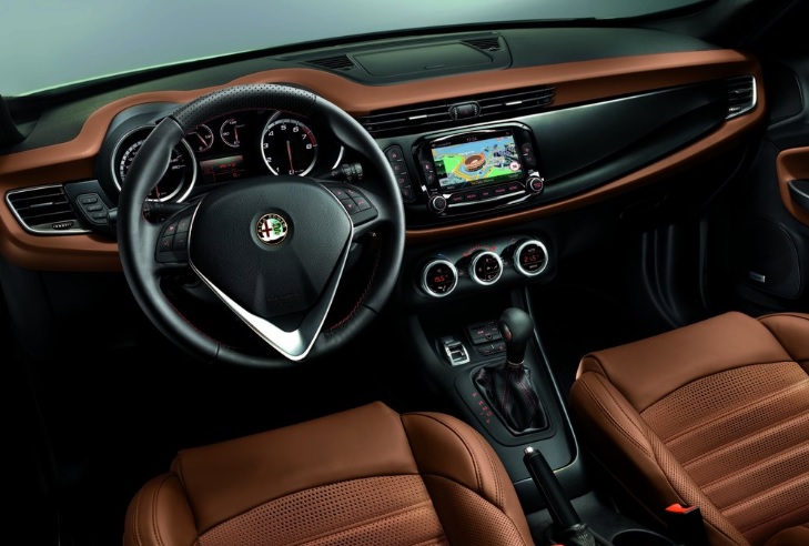 2020 Alfa Romeo Giulietta Hatchback 5 Kapı 1.6 JTD (120 HP) TI TCT Özellikleri - arabavs.com