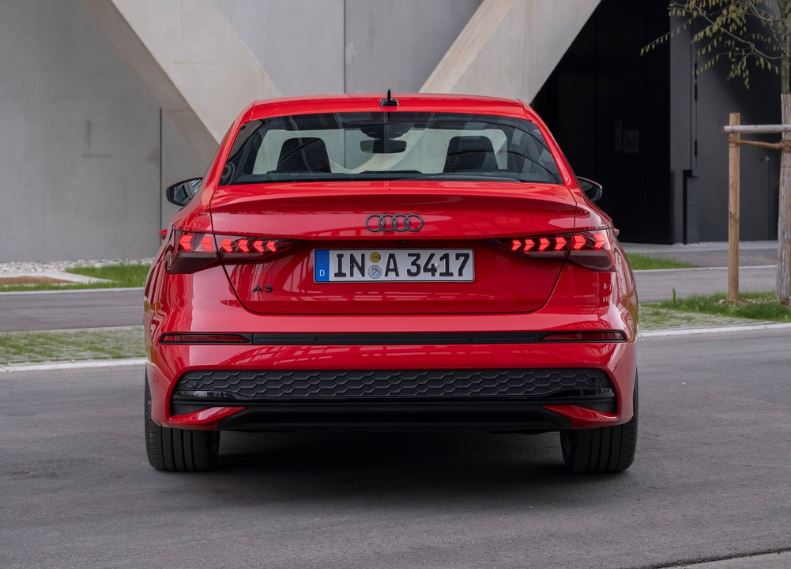 2024 Audi Yeni A3 Sedan Sedan 1.5 TFSI (150 HP) Advanced S-Tronic Teknik Özellikler, Ölçüler ve Bagaj Hacmi