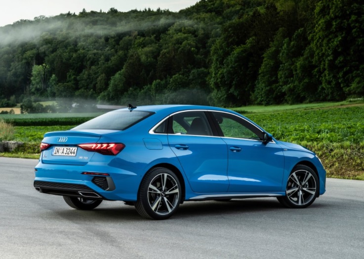 2026 Audi A3 Sedan Sedan 1.5 TFSI (150 HP) S Line S-Tronic Özellikleri - arabavs.com