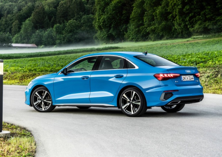 2026 Audi A3 Sedan Sedan 1.5 TFSI (150 HP) S Line S-Tronic Özellikleri - arabavs.com