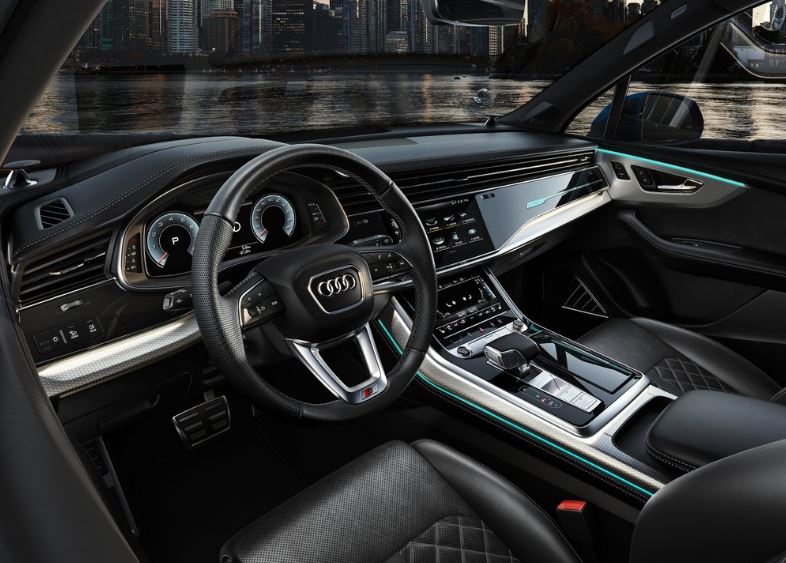 2025 Audi Q7 SUV 3.0 TDI quattro (286 HP) S Line Tiptronic Özellikleri - arabavs.com