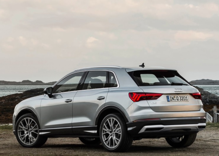 2025 Audi Q3 1.5 TFSI 150 HP S Line S-Tronic Teknik Özellikleri, Yakıt Tüketimi