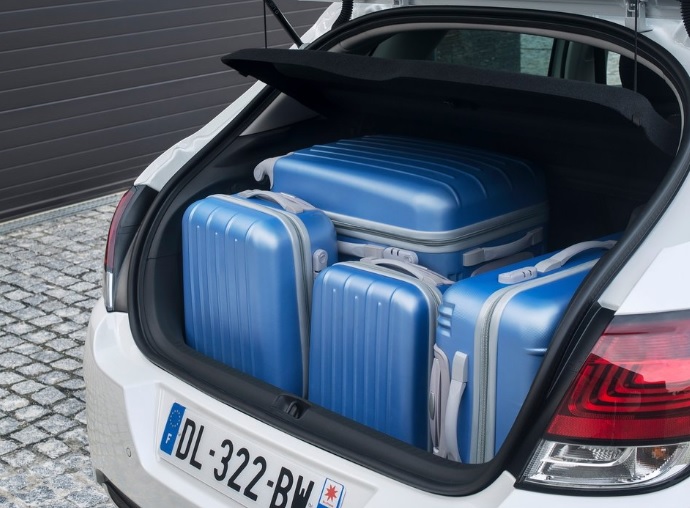 2016 Citroen C4 Hatchback 5 Kapı 1.6 BlueHDi (120 HP) Confort EAT6 Özellikleri - arabavs.com