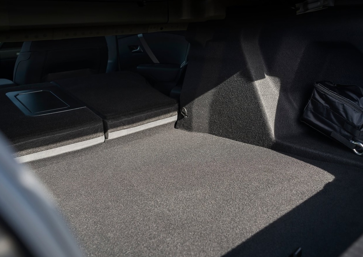 2024 Citroen C4 X SUV 1.2 PureTech (130 HP) Feel Bold EAT Özellikleri - arabavs.com
