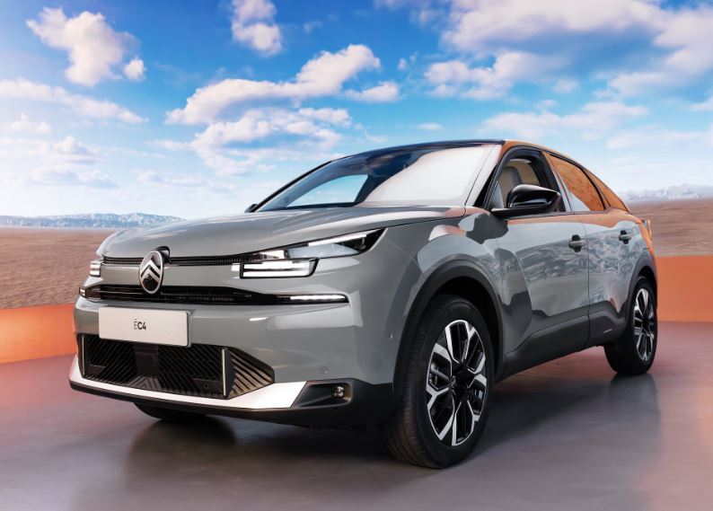 2025 Citroen C4 SUV 1.2 MHEV (136 HP) Max DCS6 Özellikleri - arabavs.com