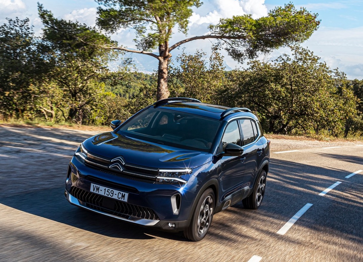 2025 Citroen C5 Aircross SUV 1.2 Hybrid (145 HP) Max eDCS6 Özellikleri - arabavs.com