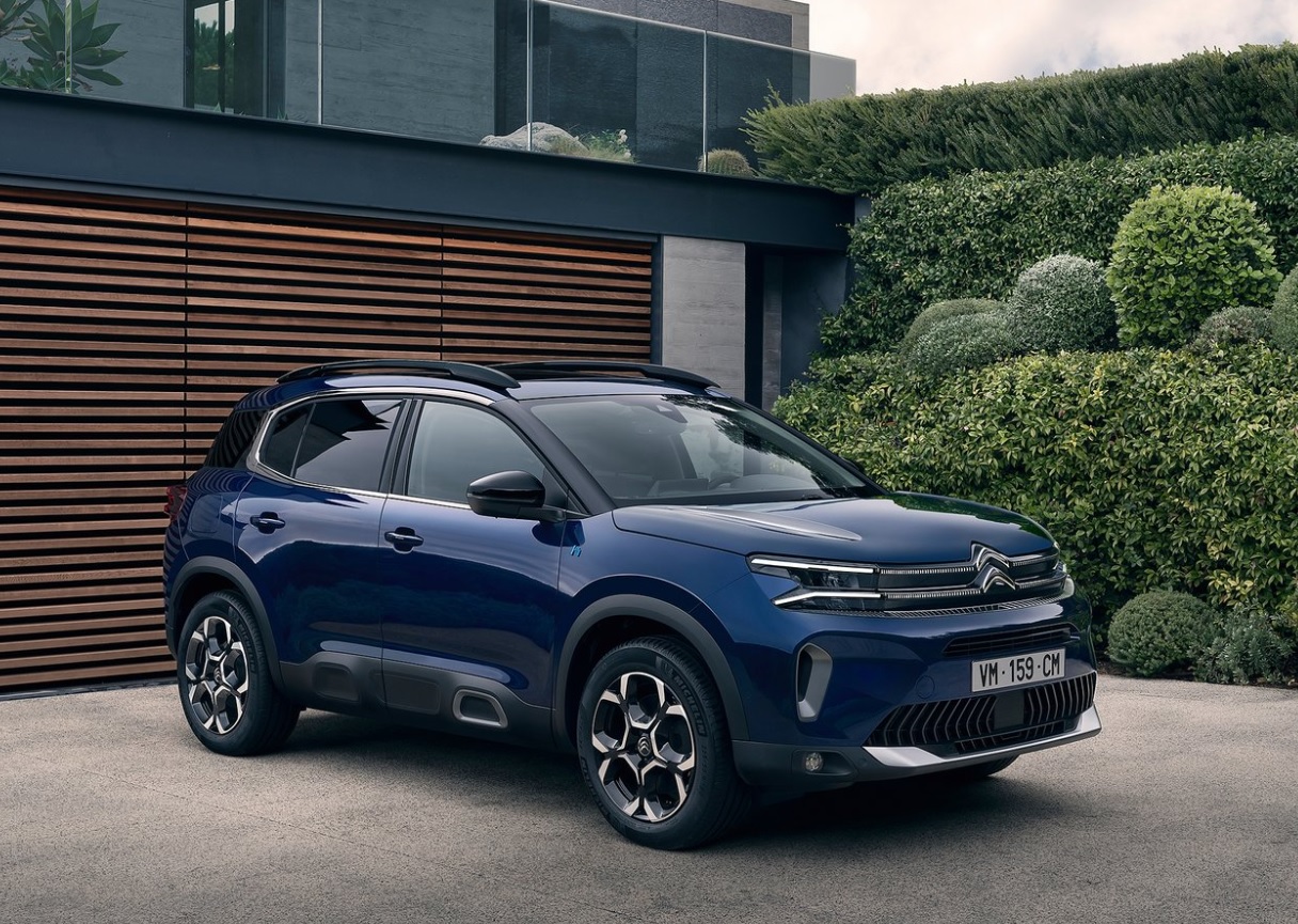 2025 Citroen C5 Aircross SUV 1.2 Hybrid (145 HP) Max eDCS6 Özellikleri - arabavs.com