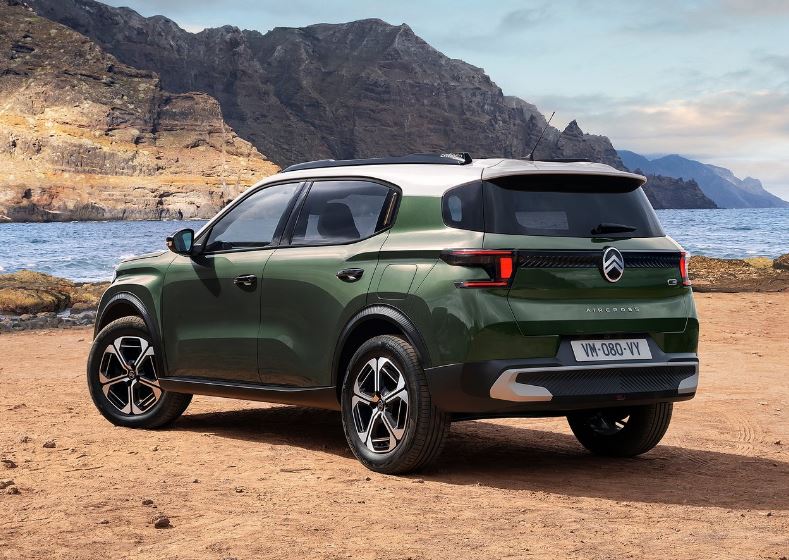 2025 Citroen C3 Aircross SUV 1.2 Hybrid (145 HP) Max eDCS Özellikleri - arabavs.com
