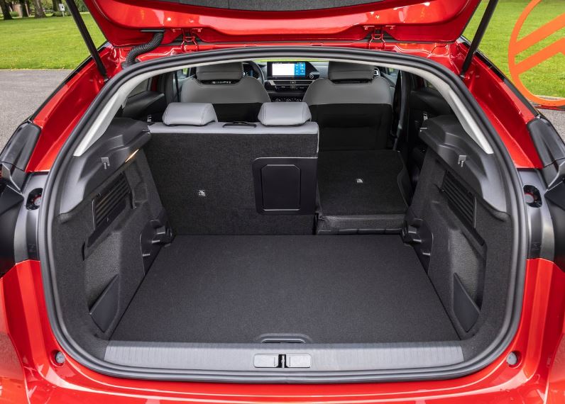 2026 Citroen C4 SUV 1.2 MHEV (136 HP) Max DCS6 Özellikleri - arabavs.com