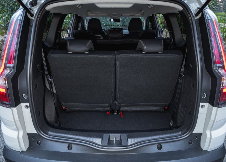 2026 Dacia Jogger SUV 1.0 Eco G (120 HP) Extreme AT Özellikleri - arabavs.com