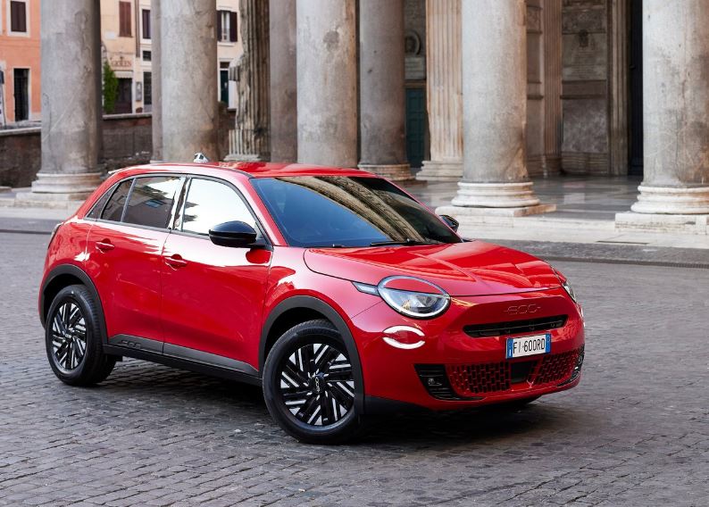 2025 Fiat 600 SUV 1.2 Hibrit (136 HP) Urban eDCT Özellikleri - arabavs.com