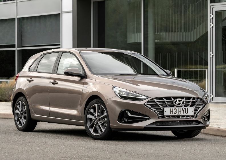 2026 Hyundai i30 Hatchback 5 Kapı 1.6 TGDI (150 HP) Comfort DCT Özellikleri - arabavs.com