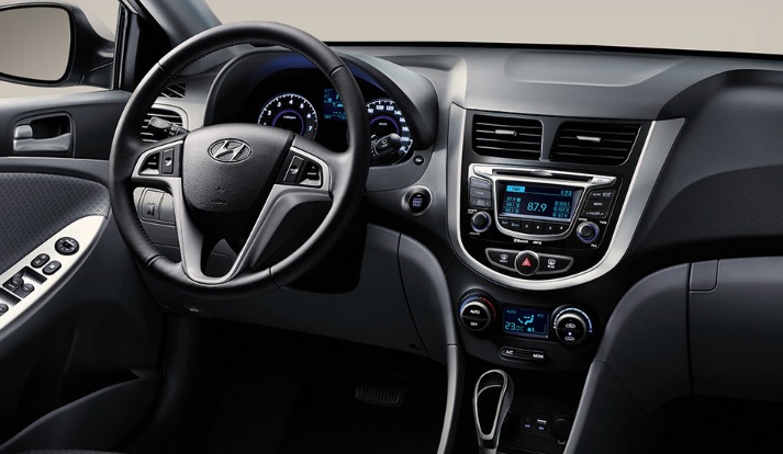 2015 Hyundai Accent Blue Sedan 1.4 (100 HP) Prime Manuel Özellikleri - arabavs.com