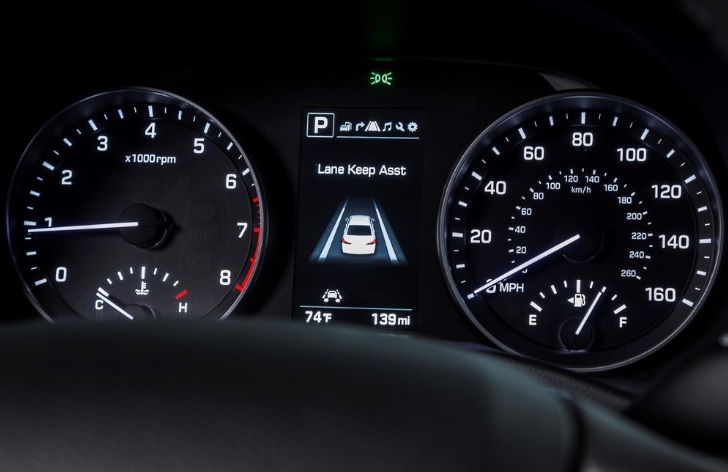 2017 Hyundai Elantra Sedan 1.6 (127 HP) Style Otomatik Özellikleri - arabavs.com