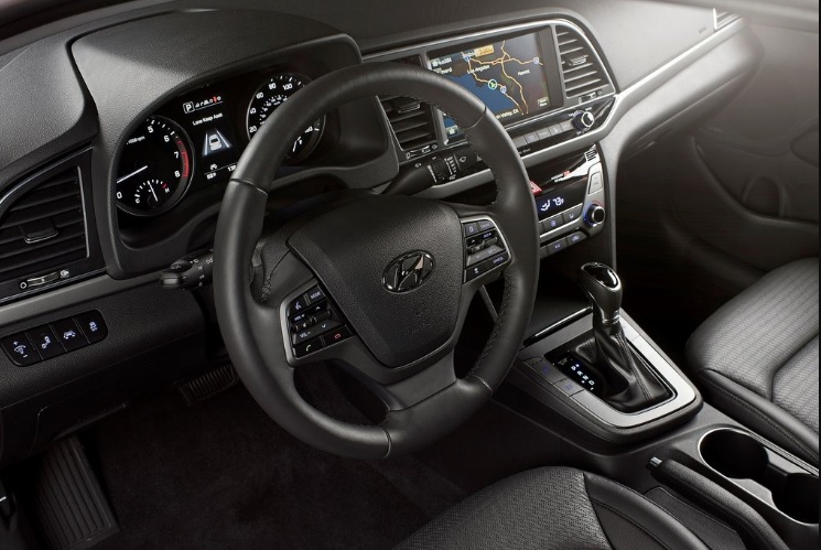 2017 Hyundai Elantra Sedan 1.6 (127 HP) Style Manuel Özellikleri - arabavs.com