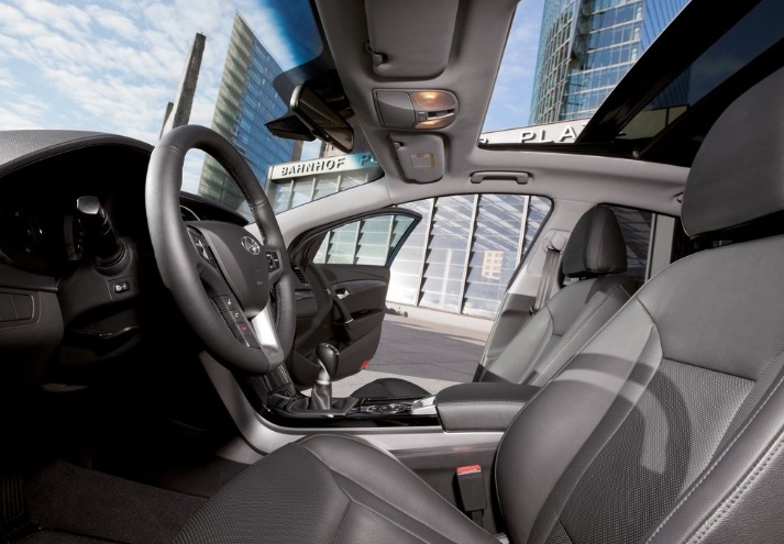 2015 Hyundai i40 Sedan 1.7 CRDI (136 HP) Executive Otomatik Özellikleri - arabavs.com