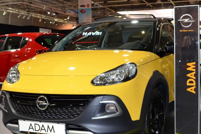 2017 Opel Adam Hatchback 3 Kapı 1.4 (87 HP) Slam Manuel Özellikleri - arabavs.com