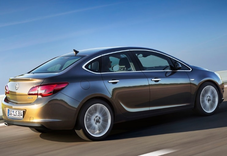 2018 Opel Astra Sedan Sedan 1.4 (140 HP) Edition Plus Otomatik Özellikleri - arabavs.com
