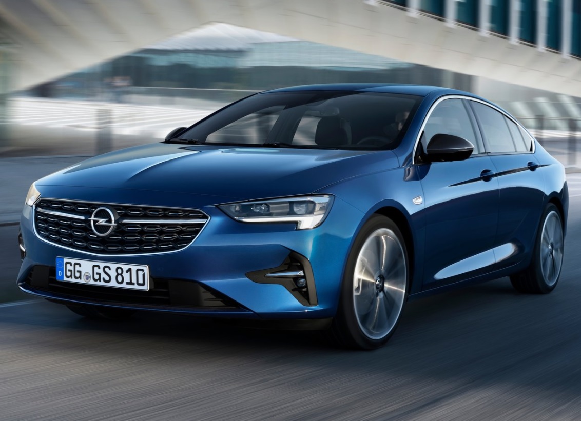 2021 Opel Insignia 2.0 GSi Karşılaştırması