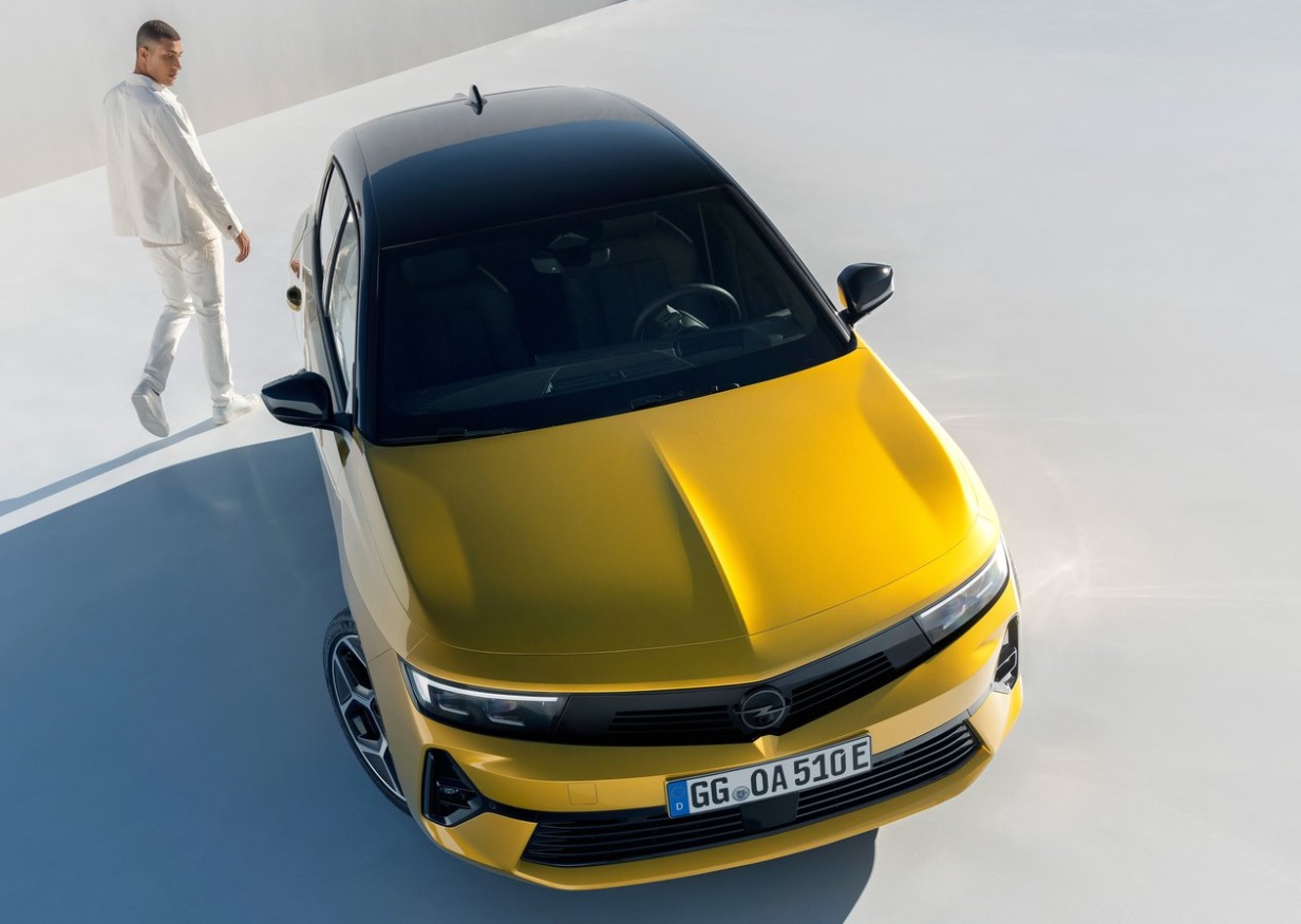 2023 Opel Astra Hatchback 5 Kapı 1.2 Turbo (130 HP) Edition Manuel Özellikleri - arabavs.com