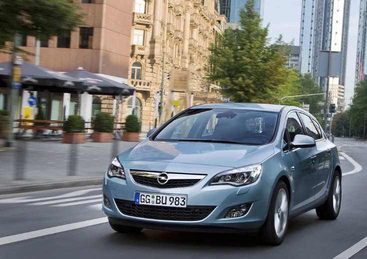 2015 Opel Astra Hatchback 5 Kapı 1.3 CDTi (95 HP) Edition Plus Manuel Özellikleri - arabavs.com