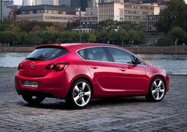 2014 Opel Astra Hatchback 5 Kapı 1.3 CDTI (95 HP) Edition Manuel Özellikleri - arabavs.com