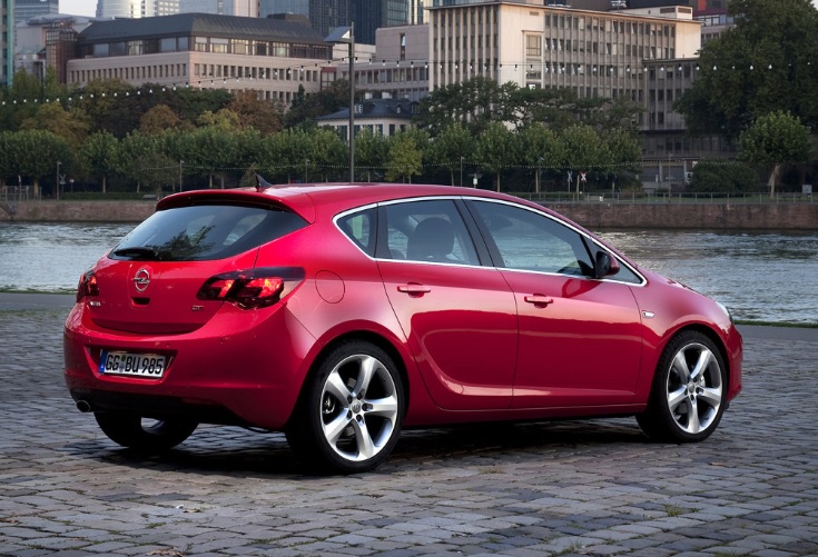 2014 Opel Astra Hatchback 5 Kapı 1.3 CDTI (95 HP) Active Enjoy Manuel Özellikleri - arabavs.com
