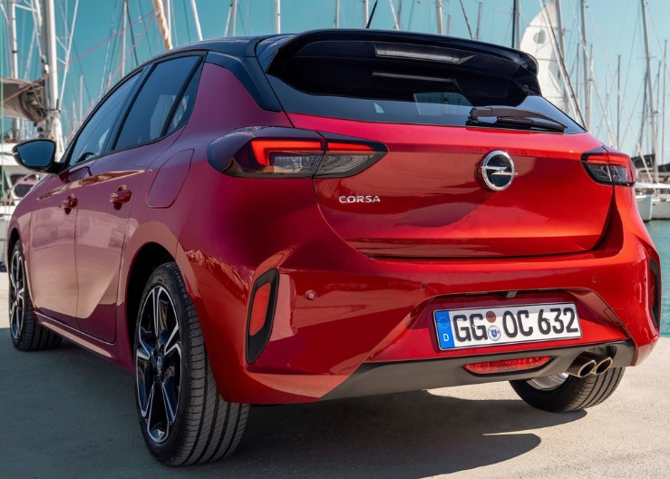 2020 Opel Corsa 1.2 Elegance Karşılaştırması