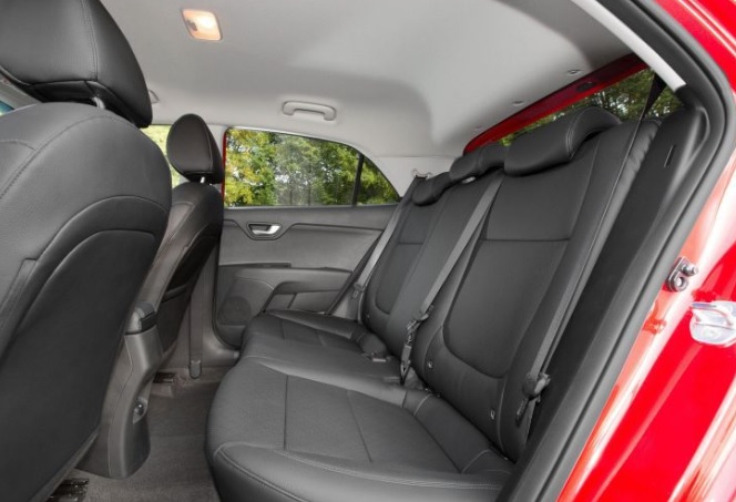 2020 Kia Rio Hatchback 5 Kapı 1.4 (100 HP) Elegance Otomatik Özellikleri - arabavs.com