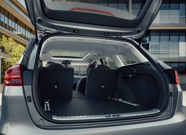 2019 Kia Ceed Hatchback 5 Kapı 1.6 CRDI (136 HP) Elegance DCT Özellikleri - arabavs.com