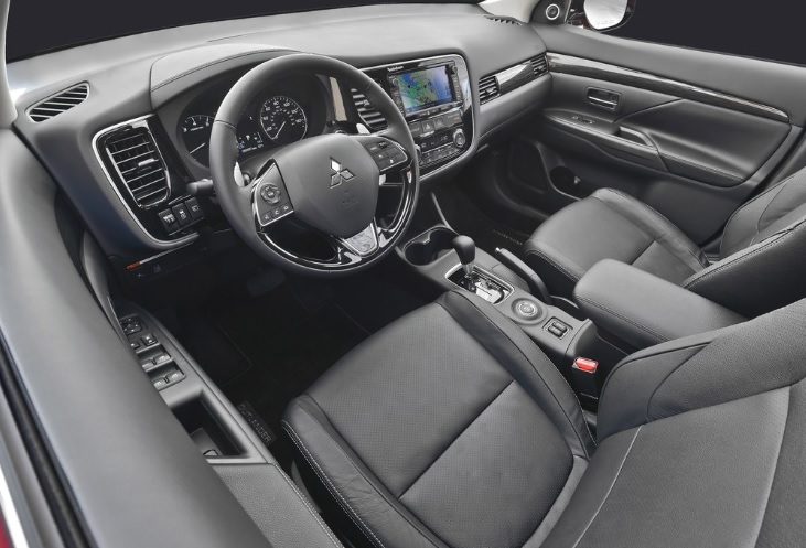 2016 Mitsubishi Outlander SUV 2.0 (150 HP) Instyle CVT Özellikleri - arabavs.com