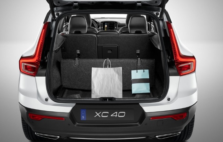 2019 Volvo XC40 SUV 1.5 T3 (156 HP) R-Design Manuel Özellikleri - arabavs.com