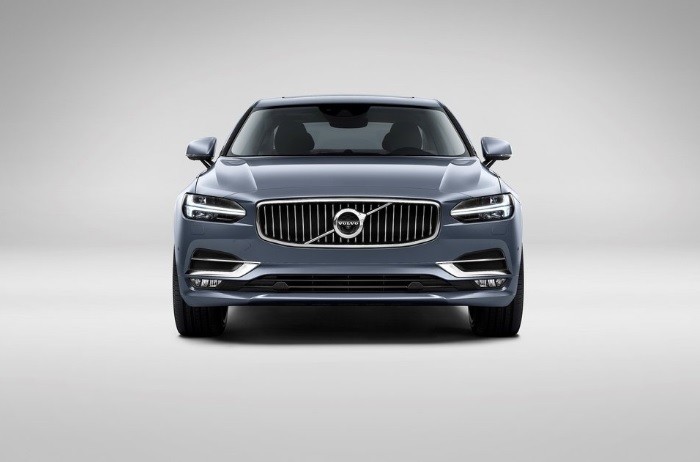 2020 Volvo S90 Sedan 2.0 D5 AWD (235 HP) Momentum Plus Geartronic Özellikleri - arabavs.com