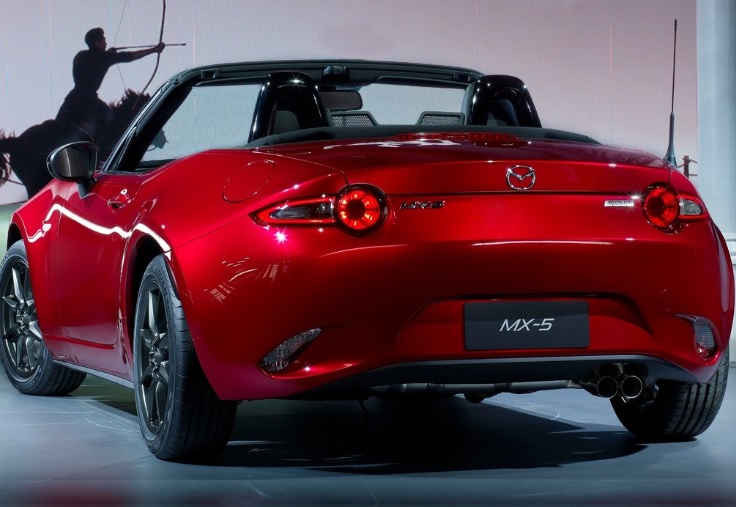 2017 Mazda MX-5 Cabrio 1.5 (131 HP) Motion Manuel Özellikleri - arabavs.com