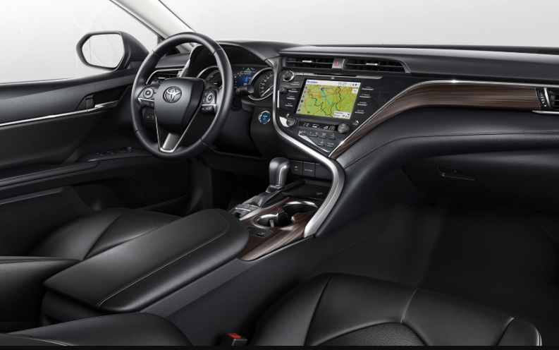 2019 Toyota Camry Sedan 2.5 (218 HP) Passion e-CVT Özellikleri - arabavs.com