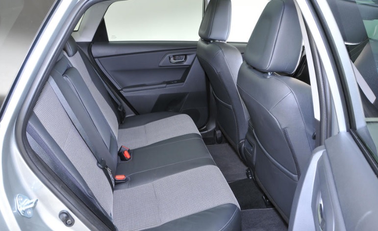 2018 Toyota Auris Hatchback 5 Kapı 1.6 (132 HP) Active Multidrive S Özellikleri - arabavs.com