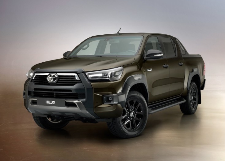 2022 Toyota Hilux Pick Up 2.4 (150 HP) Adventure AT Özellikleri - arabavs.com
