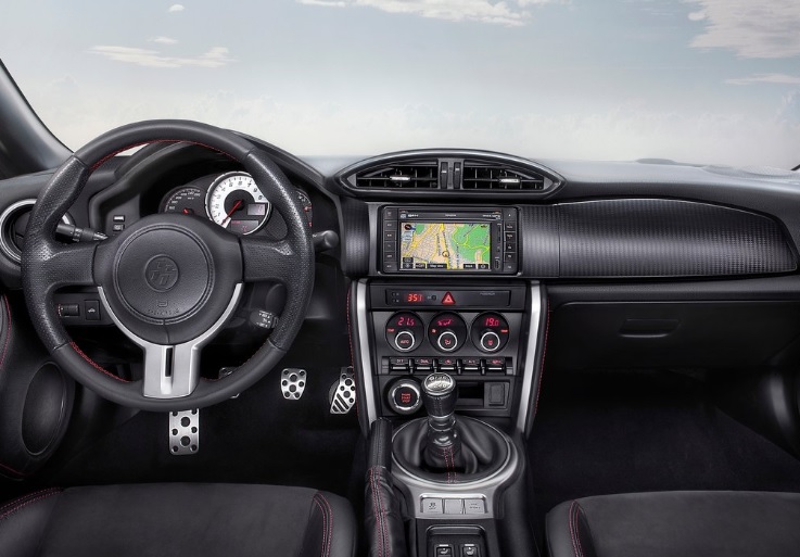 2015 Toyota GT 86 Coupe 2.0 (200 HP) GT Otomatik Özellikleri - arabavs.com