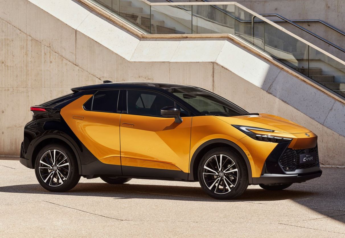 2025 Toyota C-HR Crossover 1.8 Hybrid (95 HP) Passion X-Style e-CVT Özellikleri - arabavs.com