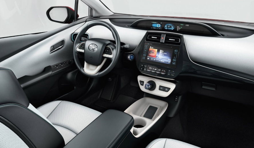 2018 Toyota Prius Sedan 1.8 (122 HP) Premium e-CVT Özellikleri - arabavs.com