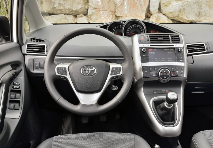 2016 Toyota Verso Mpv 1.8 (147 HP) Advance MultiDrive S Özellikleri - arabavs.com