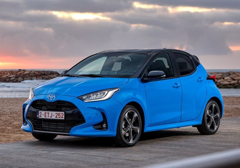 2024 Toyota Yaris 1.5 Hibrit 130 HP Passion X-Pack e-CVT Teknik Özellikleri, Yakıt Tüketimi