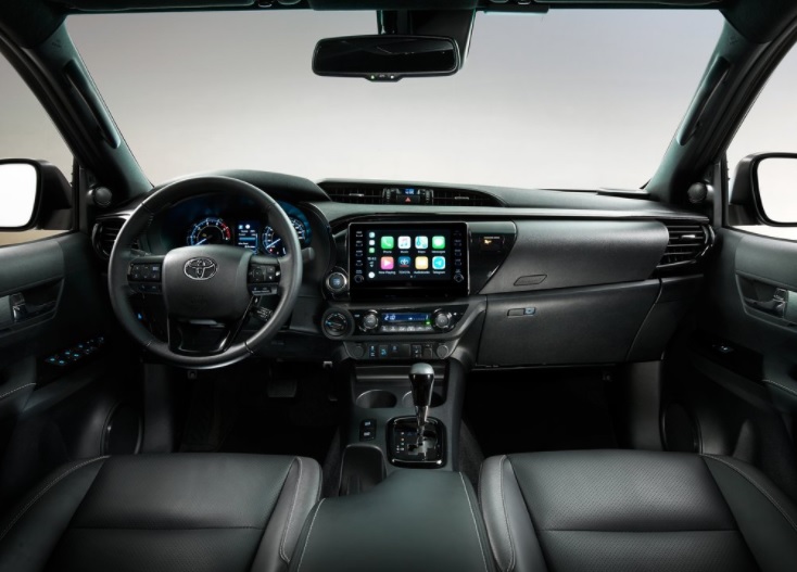2022 Toyota Hilux Pick Up 2.4 (150 HP) Hi-Cruiser AT Özellikleri - arabavs.com