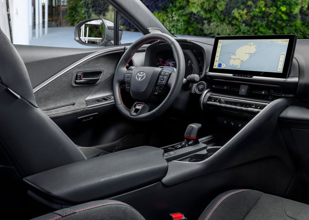 2026 Toyota C-HR Crossover 1.8 Hybrid (95 HP) Passion e-CVT Özellikleri - arabavs.com