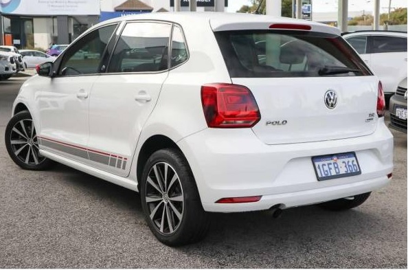 2015 Volkswagen Polo Hatchback 5 Kapı 1.2 TSI (90 HP) Lounge Manuel Özellikleri - arabavs.com