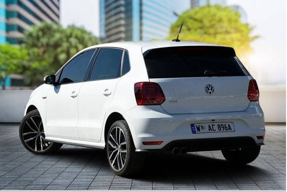 2015 Volkswagen Polo Hatchback 5 Kapı 1.0 (75 HP) Trendline Manuel Özellikleri - arabavs.com