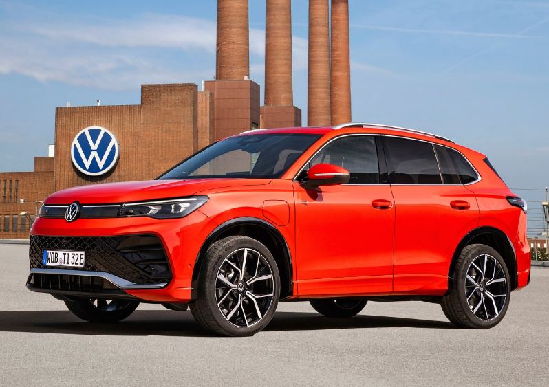 2026 Volkswagen Tiguan SUV 1.5 eTSI (150 HP) Elegance DSG Özellikleri - arabavs.com