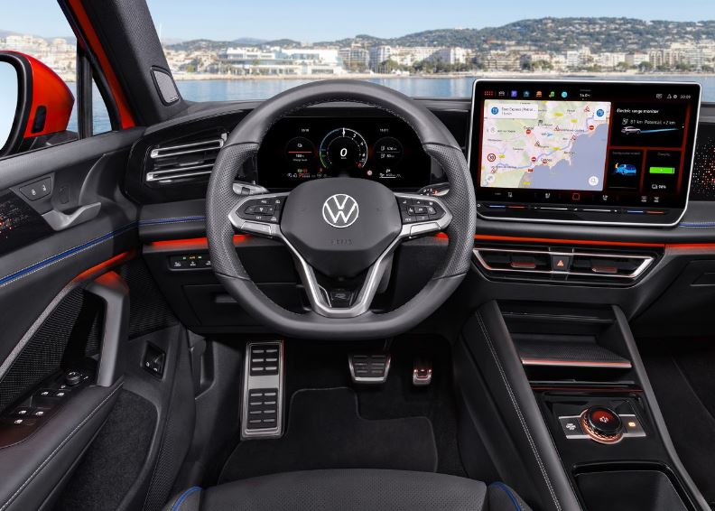 2026 Volkswagen Tiguan SUV 1.5 eTSI (150 HP) Elegance DSG Özellikleri - arabavs.com